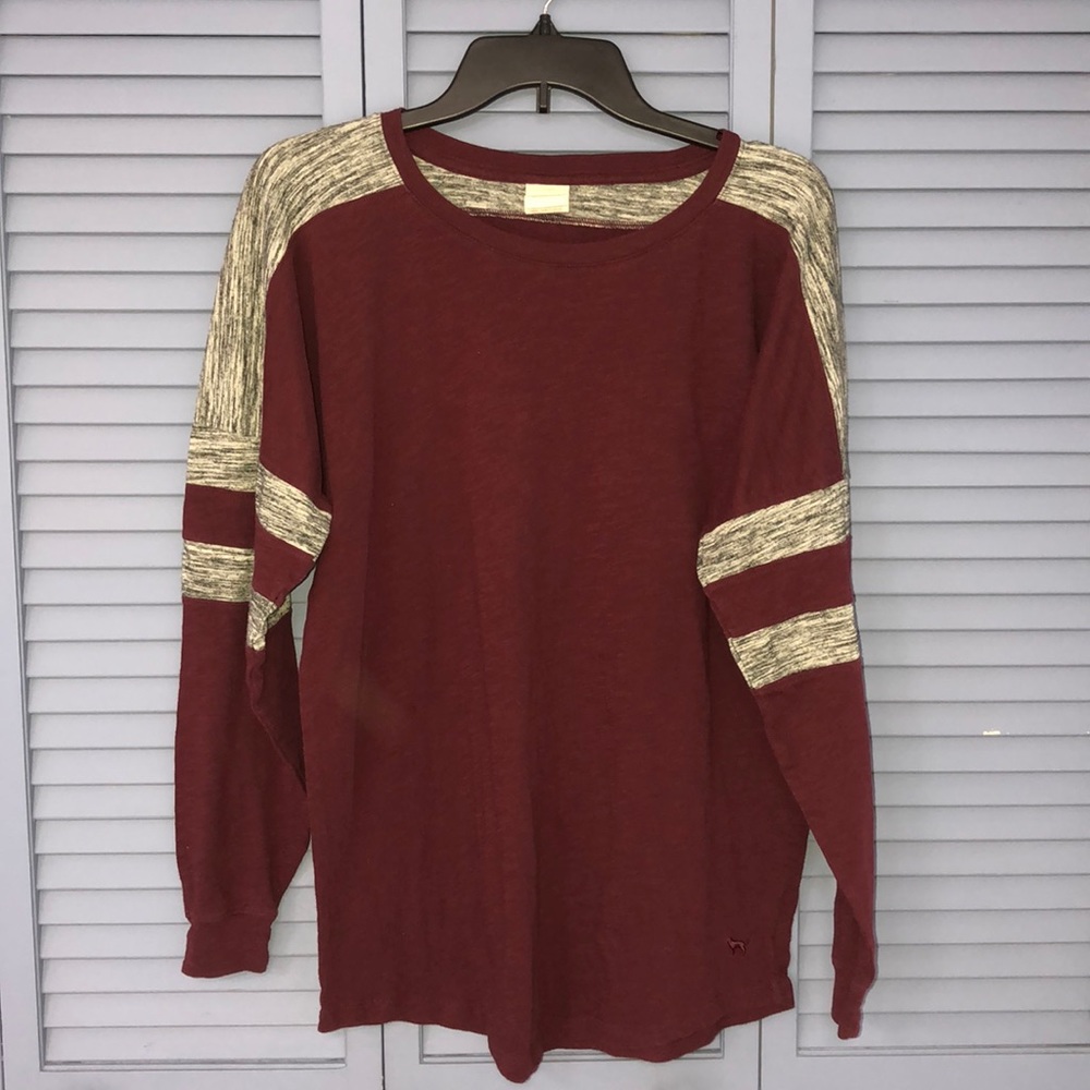 ‼️FREE‼️PINK Maroon Crewneck